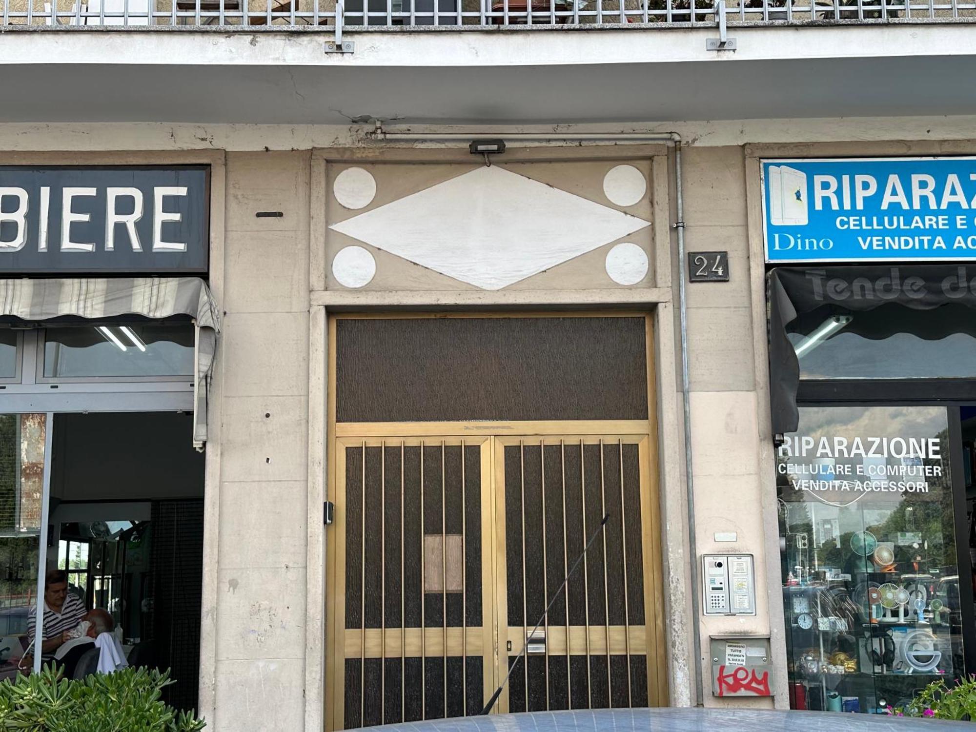 Confortevole Appartamento ميلان المظهر الخارجي الصورة