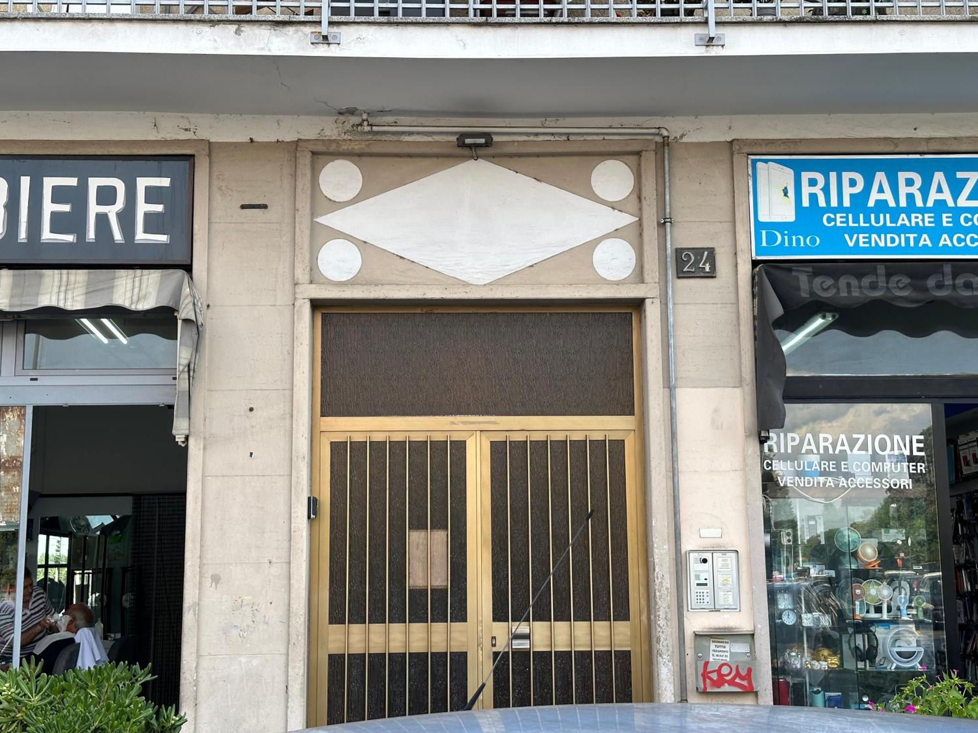 Confortevole Appartamento ميلان المظهر الخارجي الصورة